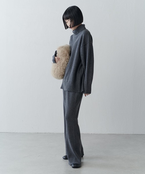 Lui's（ルイス）の「タートルネックニットプルオーバー（ニット/セーター・レディース・チャコールグレー/ライトグレー/ブラック・FREE）」の18枚目の写真