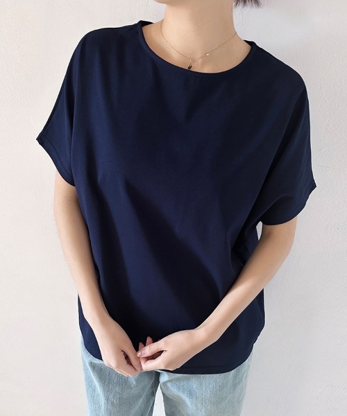 ONEP STAR(ワンピスター)の「プルオーバーシンプルカットソー(Tシャツ/カットソー・レディース・ホワイト×ブラック/キャメル/ブラウン/ネイビー/ホワイト/ライトブルー/ブラック/ベージュ・MEDIUM)」の8枚目の写真