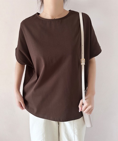 ONEP STAR(ワンピスター)の「プルオーバーシンプルカットソー(Tシャツ/カットソー・レディース・ホワイト×ブラック/キャメル/ブラウン/ネイビー/ホワイト/ライトブルー/ブラック/ベージュ・MEDIUM)」の5枚目の写真