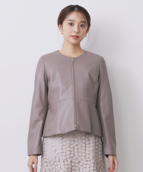 ブラックペプラムジャケット セール】レザー調ストレッチペプラムジャケット【洗える】（ノーカラー