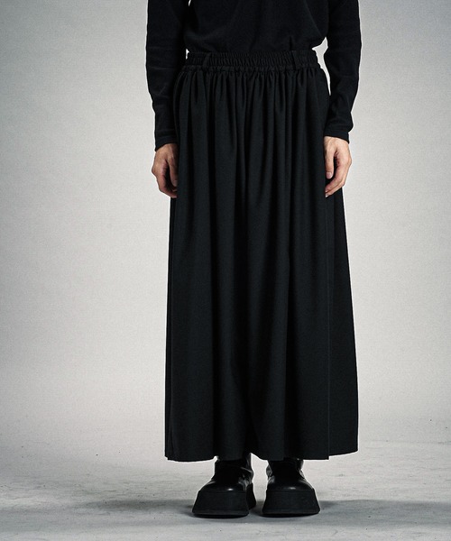 NO ID.(ノーアイディ)の「【NO ID.】Gather Baggy Trousers / ギャザー バギー トラウザーズ(スラックス・メンズ・その他10/グレー/ブラック・1/2)」の7枚目の写真