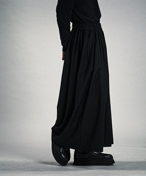 NO ID.(ノーアイディ)の「【NO ID.】Gather Baggy Trousers / ギャザー バギー トラウザーズ(スラックス・メンズ・その他10/グレー/ブラック・1/2)」の15枚目の写真