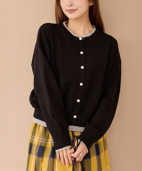 LAVEANGE（ラビアンジェ）の「【洗える】レイヤード風カーデライクトップス（ニット/セーター・レディース・ブラック/チャコールグレー/ブラウン・F/4L/3L）」の15枚目の写真