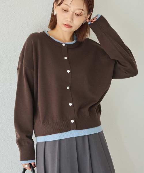 LAVEANGE（ラビアンジェ）の「【洗える】レイヤード風カーデライクトップス（ニット/セーター・レディース・ブラック/チャコールグレー/ブラウン・F/4L/3L）」の6枚目の写真