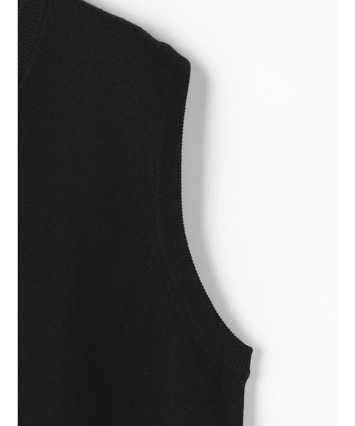 TRANS CONTINENTS(トランスコンチネンツ)の「TRANS CONTINENTS BIZニット Vネックベスト ブラック/グレー/ネイビー(ベスト・メンズ・チャコールグレー/ネイビー/ブラック・L/M/LL)」の7枚目の写真