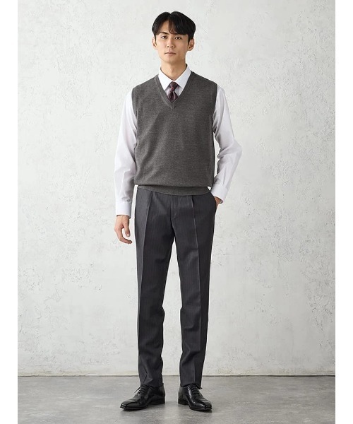TRANS CONTINENTS(トランスコンチネンツ)の「TRANS CONTINENTS BIZニット Vネックベスト ブラック/グレー/ネイビー(ベスト・メンズ・チャコールグレー/ネイビー/ブラック・L/M/LL)」の10枚目の写真