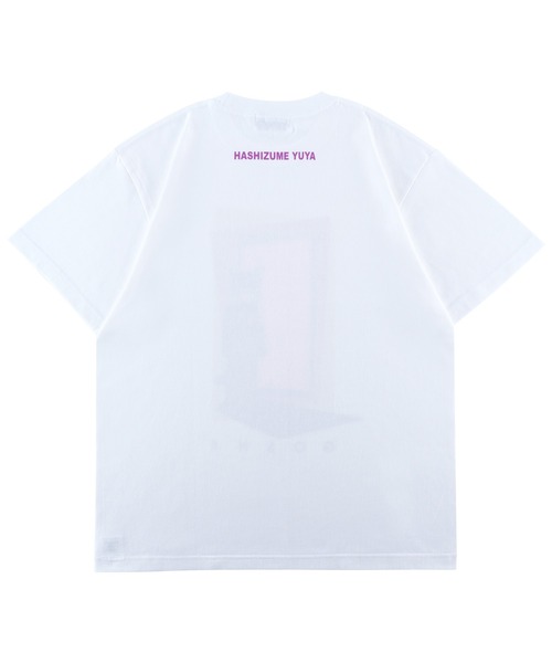 MEDICOM TOY(メディコムトイ)の「MLE HASHIZUME YUYA × THE オリバーな犬、(GOSH!!)このヤロウ MOVIE TEE "Door and Oliver"(Tシャツ/カットソー・メンズ・ホワイト・MEDIUM/SMALL/X-LARGE/LARGE)」の4枚目の写真
