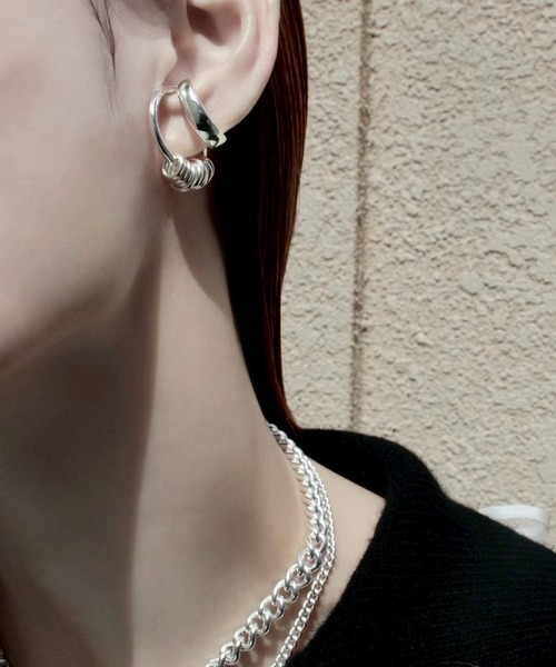 Soierie（ソワリー）の「インフィニティ コイル カフ リング / Infinity coil cuff ring（イヤーカフ・レディース・シルバー・FREE）」の5枚目の写真