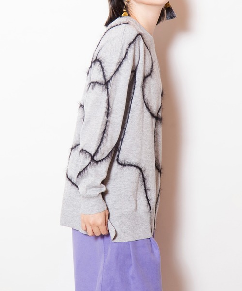 OSMOSIS(オズモーシス)の「シャギーラインニットプルオーバー(ニット/セーター・レディース・ライトグレー/ライトブラウン/ブラック・ONE SIZE)」の21枚目の写真