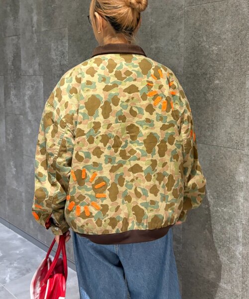 SOUNDSGOOOOD（サウンズグッド）の「【SOUNDS GOOOOD】加工ダック中綿ブルゾン（ミリタリージャケット・レディース・カーキ・ONE SIZE）」の6枚目の写真