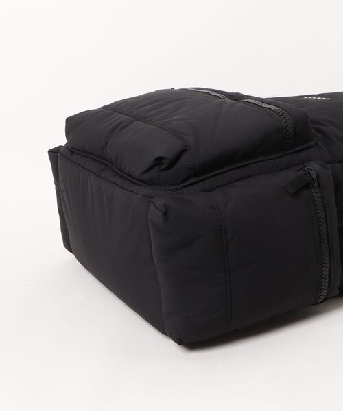 STAMPD（スタンプド）の「STAMPD DAY PACK / ブラック [SLA-U3941AC]（バックパック/リュック・メンズ・ブラック・ONE SIZE）」の3枚目の写真