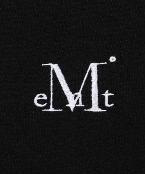 MUCENT(ムセント)の「ラリン トラックライン フードジップアップ 男女共用 (2カラー)(パーカー・レディース・ブラック/グレー系・FREE)」の4枚目の写真