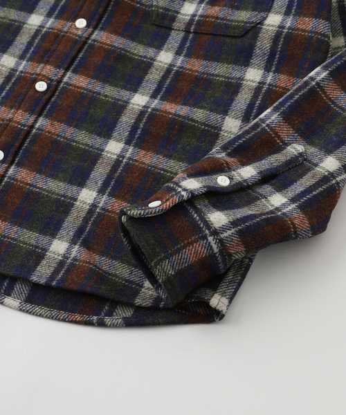 Whimsy（ウィムジー）の「Whimsy / ウィムジー HEAVY WOOL FLANNEL SHIRT（シャツ/ブラウス・メンズ・ネイビー・LARGE/MEDIUM）」の3枚目の写真
