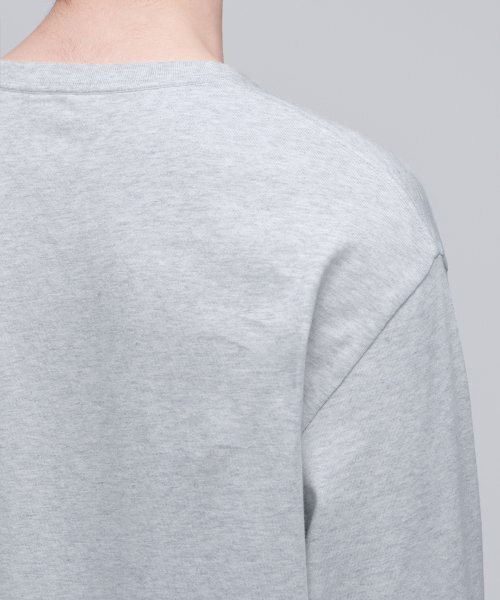 MUSINSA STANDARD（ムシンサスタンダード）の「ベーシック長袖Tシャツ [メランジライトグレー]（Tシャツ/カットソー・メンズ・その他・SMALL/MEDIUM/LARGE/X-LARGE/XX-LARGE/XXX-LARGE）」の5枚目の写真