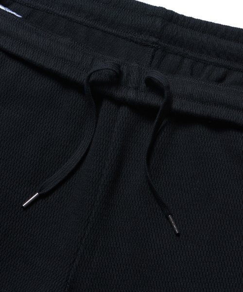 MUSINSA STANDARD（ムシンサスタンダード）の「ハニカムスウェットショーツ[ブラック]（その他パンツ・メンズ・その他・SMALL/MEDIUM）」の5枚目の写真