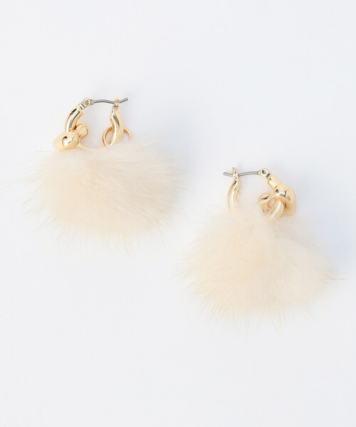 FREAK'S STORE（フリークスストア）の「2WAYファーピアス（ピアス（両耳用）・レディース・ホワイト/ブラウン・ONE SIZE）」の2枚目の写真