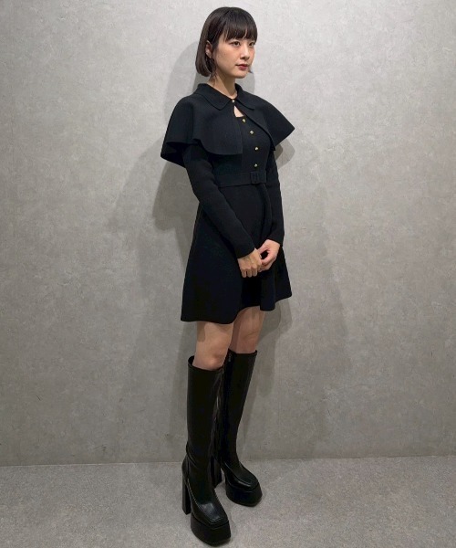 REDYAZEL(レディアゼル)の「ケープSETニットフレアミニワンピース(ワンピース・レディース・ベージュ/レッド/ブラウン/ブラック・FREE)」の6枚目の写真