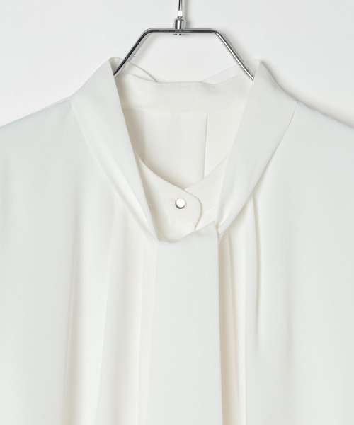 GLOBAL WORK(グローバルワーク)の「キレイつづく2WAYボウタイ/581012(シャツ/ブラウス・レディース・オフホワイト/ライトピンク/グレイッシュベージュ/サックスブルー・SMALL/MEDIUM/LARGE/X-LARGE)」の7枚目の写真