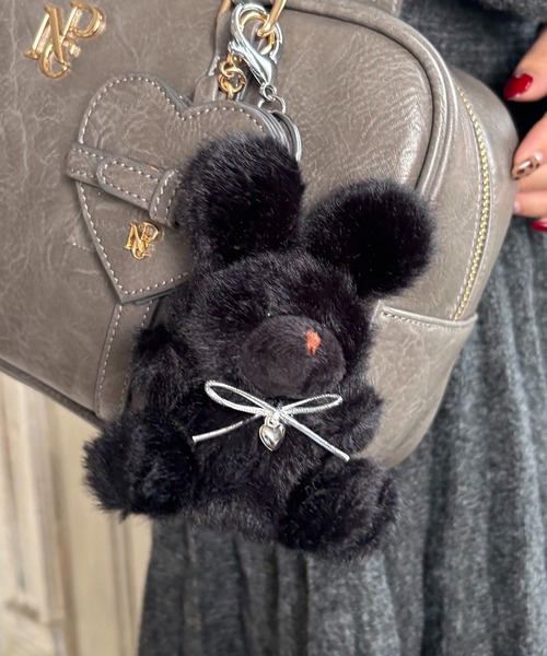 one after another NICE CLAUP（ワンアフターアナザーナイスクラップ）の「バッグチャーム　ファーラビット（チャーム・レディース・ブラック/グレー/アイボリー・FREE）」の8枚目の写真