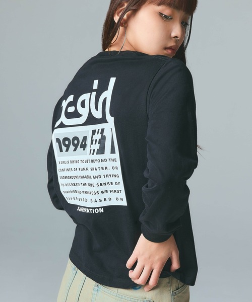 X-girl（エックスガール）の「NUMBER ONE BOX LOGO L/S TEE（Tシャツ/カットソー・レディース・ブラック/ホワイト/パープル・S/M/L）」の3枚目の写真