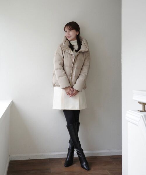 cle blatt（クレブラット）の「タックミニスカート（スカート・レディース・チャコールグレー/アイボリー/ベージュ・SMALL/MEDIUM）」の5枚目の写真