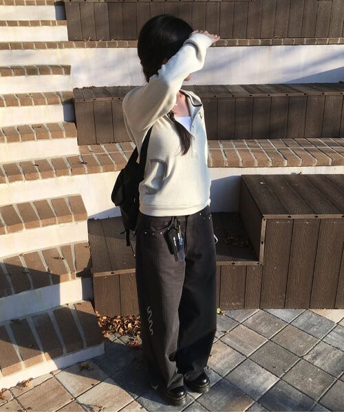 OAFISH(オアフィッシュ)の「WAFFLE HENLEY HOODIE, OATMEAL(パーカー・レディース・その他・FREE)」の2枚目の写真