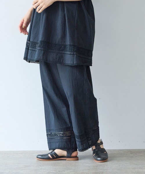 bulle de savon（ビュルデサボン）の「コットン/リネン lace×pin tuck パンツ（その他パンツ・レディース・ブラック/ホワイト・FREE）」の2枚目の写真