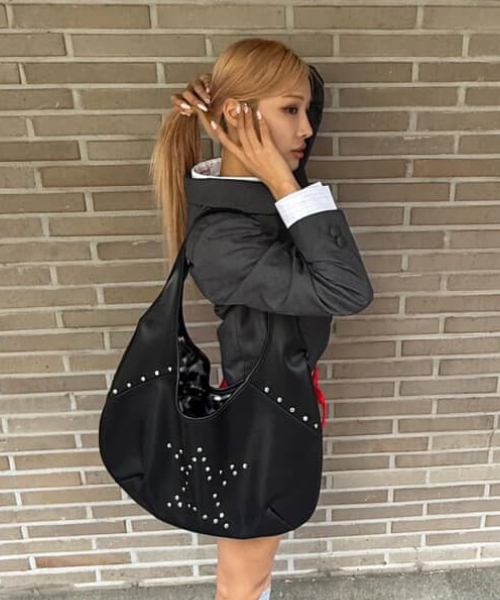SETUP-EXE(セットアップイーエックスイー)の「STAR HOBO BAG / BLACK(ショルダーバッグ・レディース・その他・OS)」の1枚目の写真