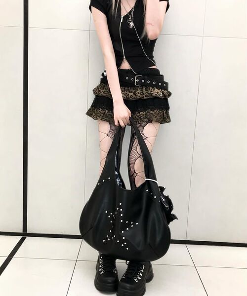 SETUP-EXE(セットアップイーエックスイー)の「STAR HOBO BAG / BLACK(ショルダーバッグ・レディース・その他・OS)」の3枚目の写真