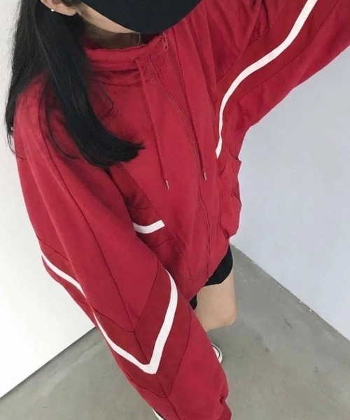 cammie(キャミー)の「スタンドカラーフリースジャケット(その他アウター・レディース・レッド/ブラック・M/L)」の8枚目の写真