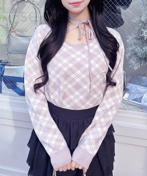 INGNI（イング）の「クロスチョーカーチェック柄長袖ニット（ニット/セーター・レディース・ブラック×ホワイト/ベージュ系2/ピンク系2・M）」の3枚目の写真