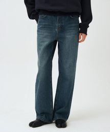 MAIS（マイス）の「BLUE WASHED SEMI WIDE JEANS（デニムパンツ）」