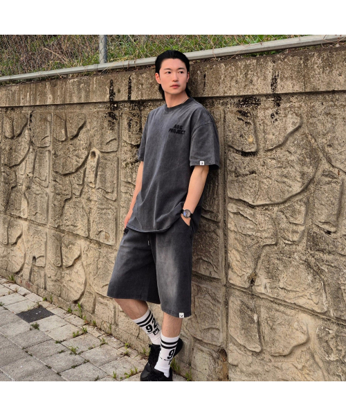 AOG PROJECT(エイオージープロジェクト)の「ピグメント刺繍ロゴライオンプリントTシャツ(ブラック)(Tシャツ/カットソー・メンズ・ブラック・MEDIUM/LARGE/X-LARGE)」の6枚目の写真