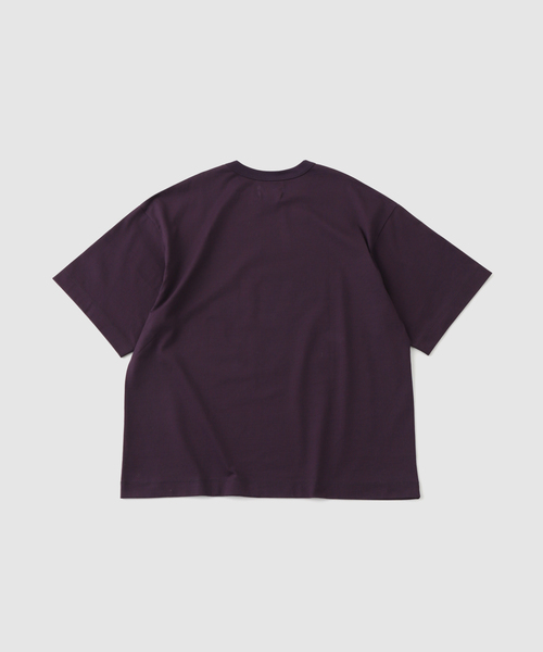 markaware(マーカウェア)の「MARKAWARE (マーカウェア) COMFORT FIT Tee(Tシャツ/カットソー・メンズ・ホワイト/パープル・2/3)」の3枚目の写真