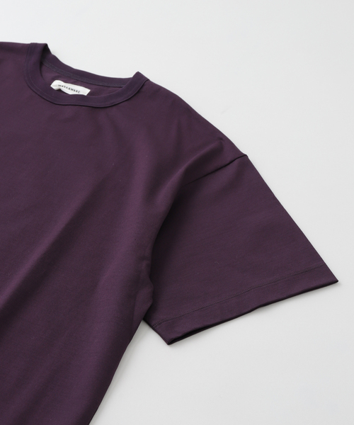 markaware(マーカウェア)の「MARKAWARE (マーカウェア) COMFORT FIT Tee(Tシャツ/カットソー・メンズ・ホワイト/パープル・2/3)」の4枚目の写真