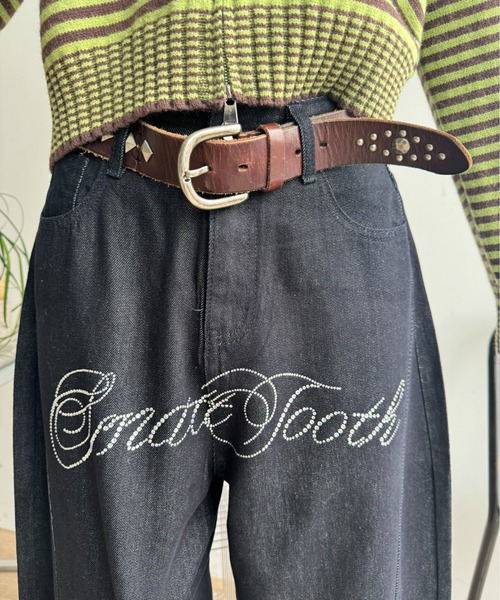 SHAGGIE（シャギー）の「ロゴストーンオーバーデニムパンツ（デニムパンツ・レディース・ブラック・LARGE/MEDIUM/SMALL）」の21枚目の写真