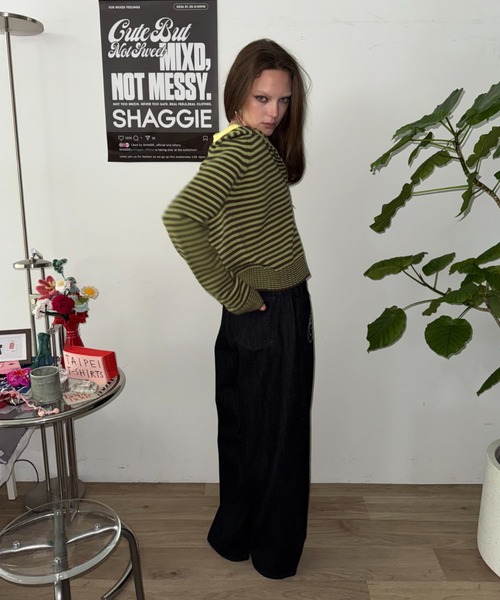 SHAGGIE（シャギー）の「ロゴストーンオーバーデニムパンツ（デニムパンツ・レディース・ブラック・LARGE/MEDIUM/SMALL）」の6枚目の写真