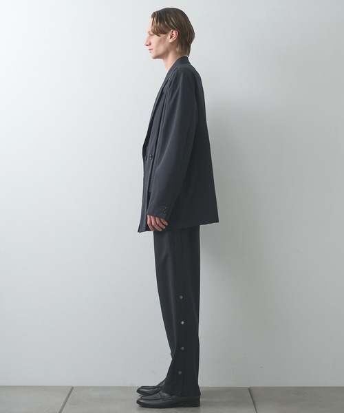 UJOH(ウジョー)の「【UJOH HOMME/ウジョー】Cut Up Drop Shoulder JKT(テーラードジャケット・メンズ・ブラック/ネイビー・4/5)」の7枚目の写真