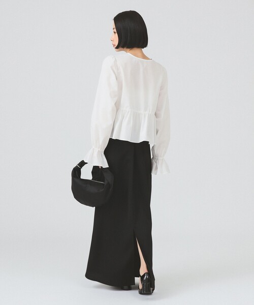 Ray BEAMS(レイビームス)の「ギャザー ペプラム Vネック ブラウス(シャツ/ブラウス・レディース・ホワイト/ブラック/ブルー・ONE SIZE)」の19枚目の写真