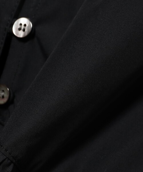 Ray BEAMS(レイビームス)の「ギャザー ペプラム Vネック ブラウス(シャツ/ブラウス・レディース・ホワイト/ブラック/ブルー・ONE SIZE)」の10枚目の写真