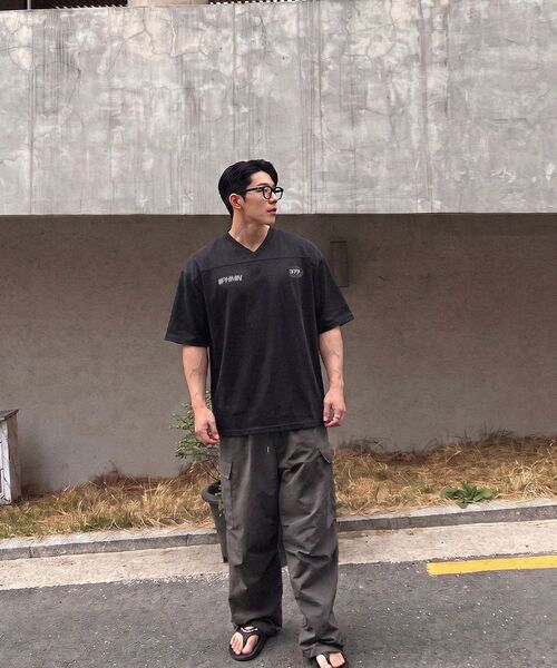 PHERMENON(フェルメノン)の「オーバーサイズラグビージャージショートスリーブ - ライトグレー(Tシャツ/カットソー・メンズ・ライトグレー・1/2/3)」の19枚目の写真
