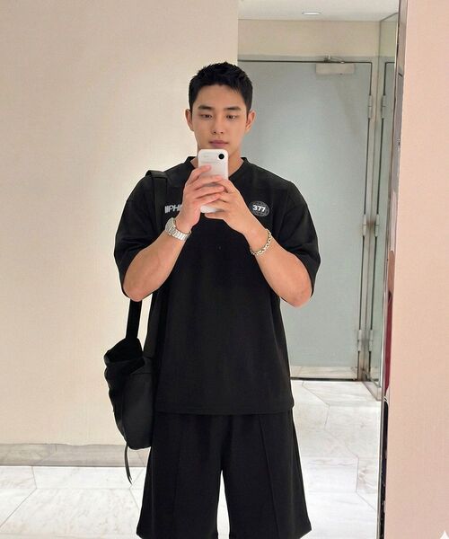 PHERMENON(フェルメノン)の「オーバーサイズラグビージャージショートスリーブ - ライトグレー(Tシャツ/カットソー・メンズ・ライトグレー・1/2/3)」の22枚目の写真