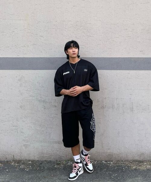 PHERMENON(フェルメノン)の「オーバーサイズラグビージャージショートスリーブ - ライトグレー(Tシャツ/カットソー・メンズ・ライトグレー・1/2/3)」の16枚目の写真