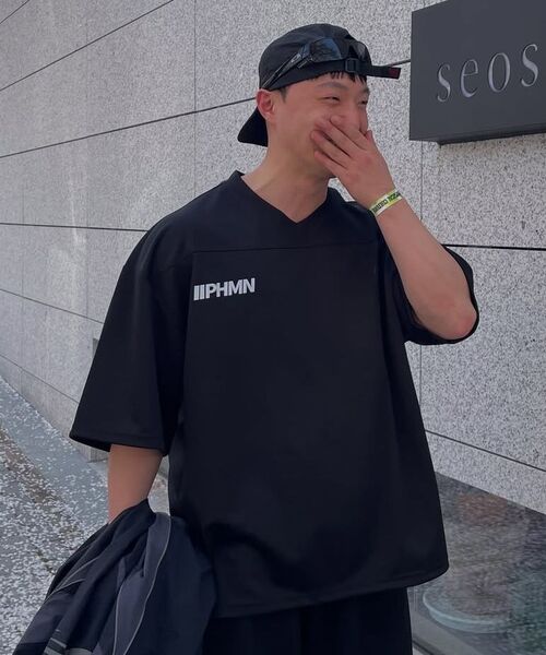 PHERMENON(フェルメノン)の「オーバーサイズラグビージャージショートスリーブ - ライトグレー(Tシャツ/カットソー・メンズ・ライトグレー・1/2/3)」の4枚目の写真