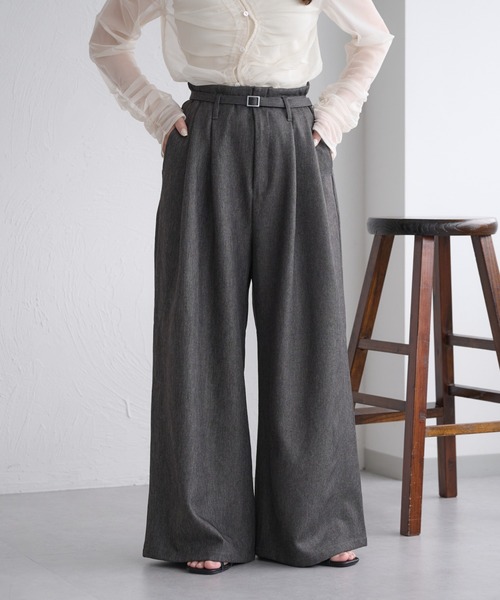 raffime（ラフィミー）の「【Raffime】【セットアップ可能】ウエストデザイン２タックワイドスラックス（スラックス・レディース・グレー/アイボリー/ライトグレー/ダークブラウン/グレー系その他/ホワイト系その他・MEDIUM/SMALL/LARGE）」の6枚目の写真