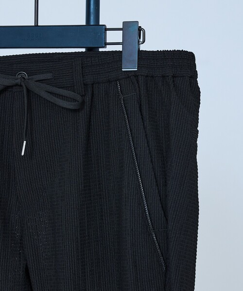 5351 POUR LES HOMMES（ゴーサンゴーイチプールオム）の「【セットアップ対応】ワッシャー メッシュ スラックス（スラックス・メンズ・ライトグレー/チャコールグレー/ブラック・46/44/50/48）」の5枚目の写真