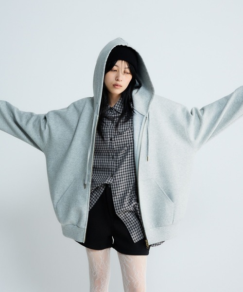 JEANASIS（ジーナシス）の「ダンボールショートパンツ/638842（スウェットパンツ・レディース・グレー/ブラック・SMALL/MEDIUM）」の8枚目の写真