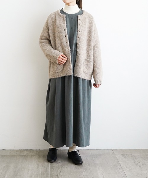 オオカミとフクロウ（オオカミとフクロウ）の「オオカミと虹の始まりと白綿と“ワンピース”（ワンピース・レディース・ダークグリーン/ブラック・FREE）」の2枚目の写真