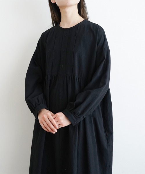 オオカミとフクロウ（オオカミとフクロウ）の「オオカミと虹の始まりと白綿と“ワンピース”（ワンピース・レディース・ダークグリーン/ブラック・FREE）」の11枚目の写真