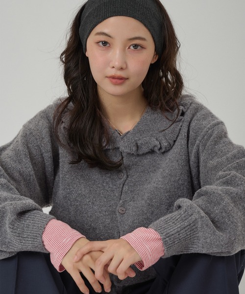 MUHET(ミュエータ)の「wave button frill knit cardigan / ウェーブボタンフリルニットカーディガン(カーディガン/ボレロ・レディース・ネイビー/チャコールグレー/カーキ・FREE)」の20枚目の写真